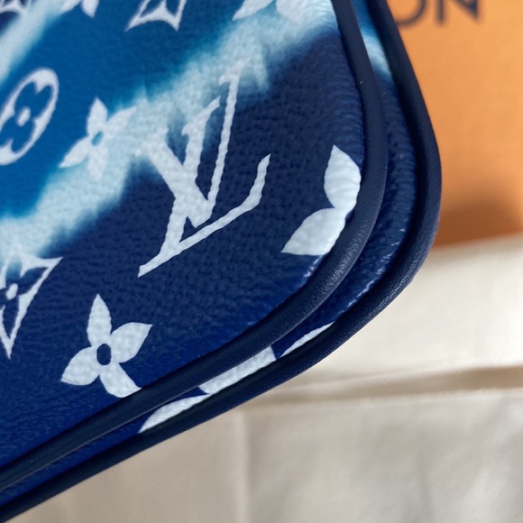 Louis Vuitton escale double zip - Picture 4 of 11